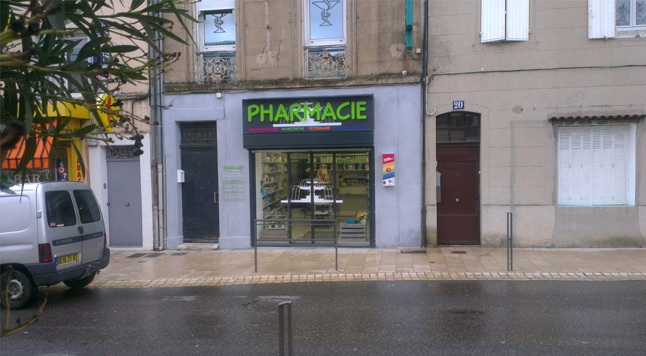 Pharmacie St Zacharie - 55m2 6