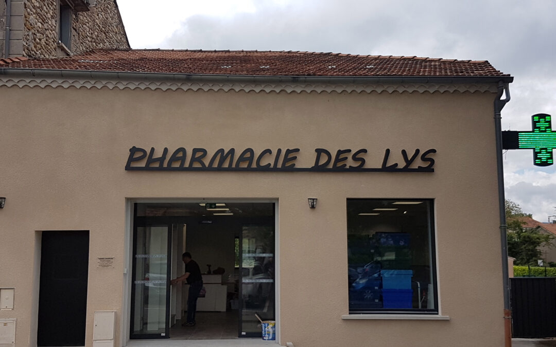 ENSEIGNE PHARMACIE DES LYS