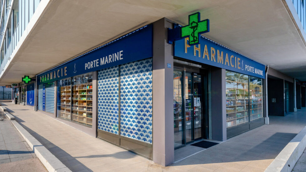 Agencement de pharmacie, commerce, magasin | PHARMACIE PORTE MARINE ...