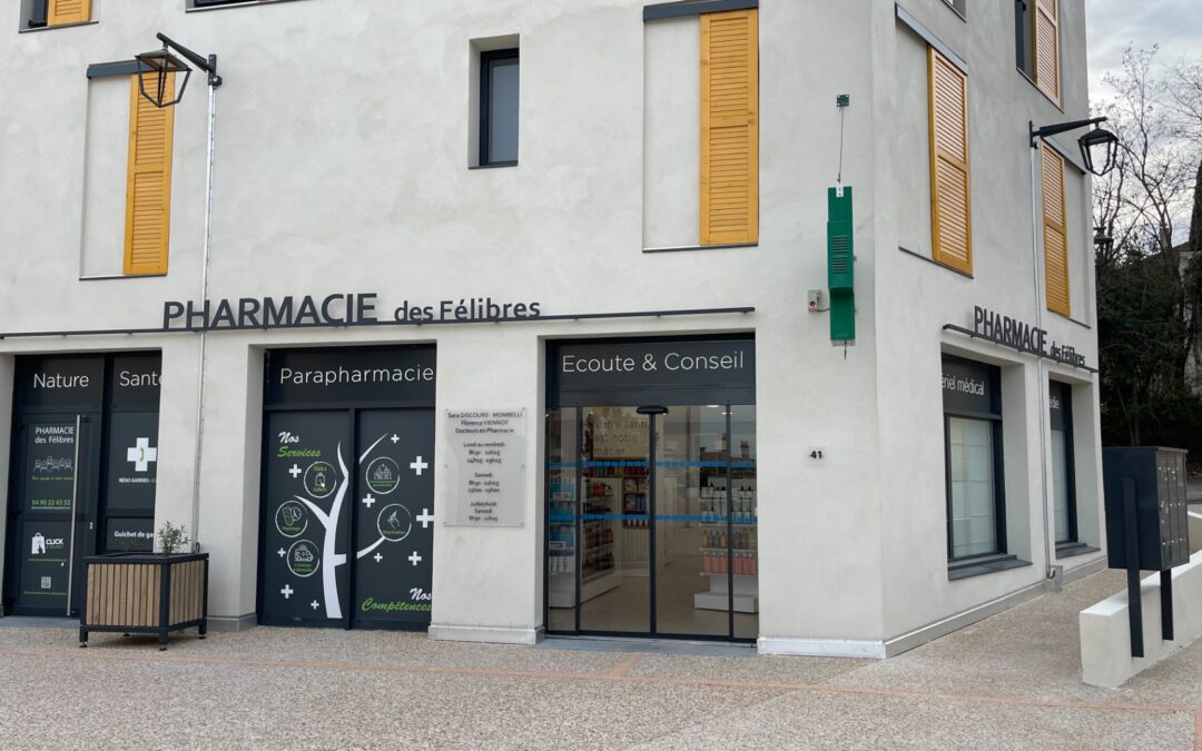 PHARMACIE DES FÉLIBRES – CHATEAUNEUF DE GADAGNE (84)